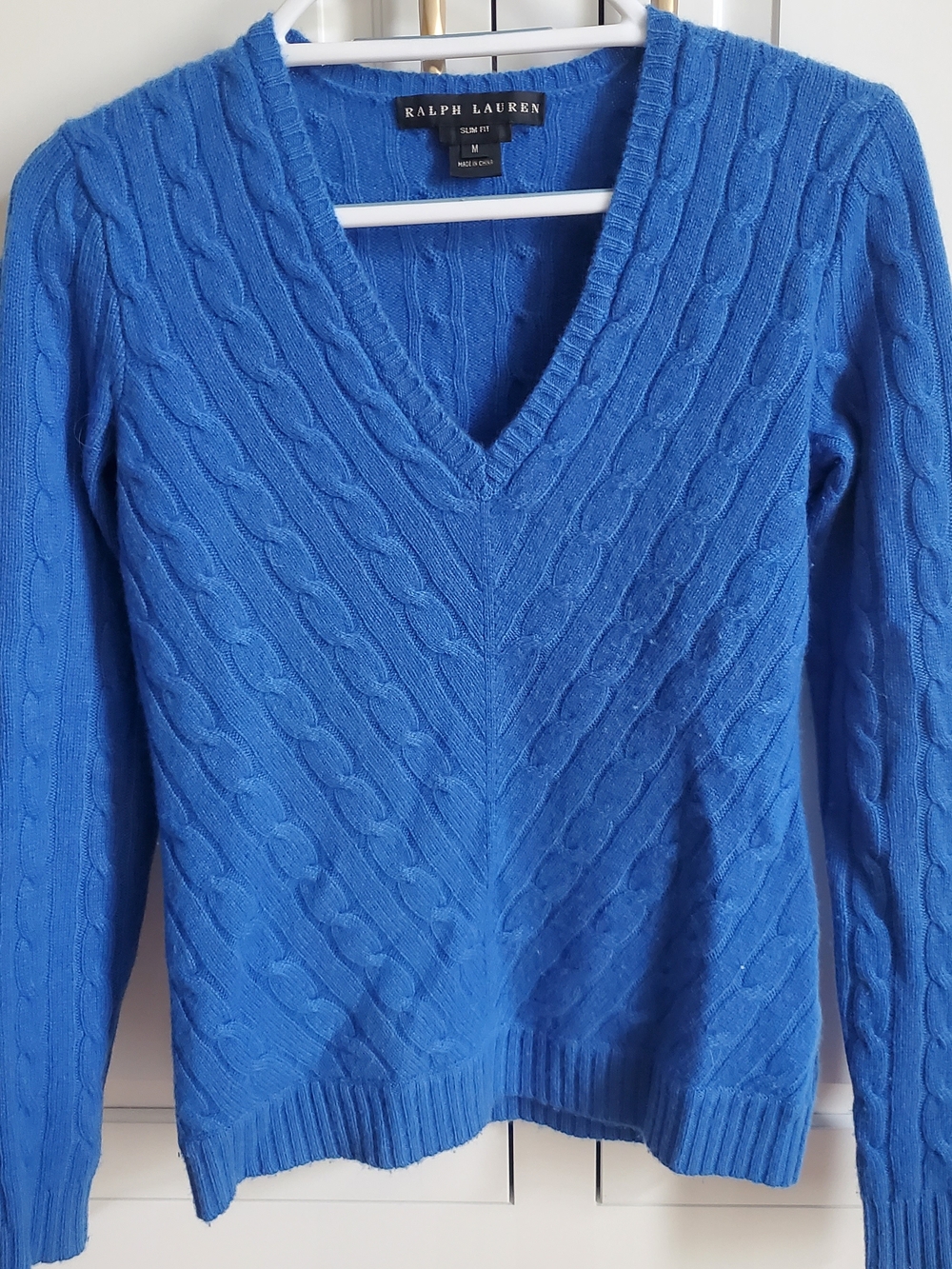 Ralph Lauren Women’s Cable Knit V-Neck Sweater Slim Fit Cashmere Blue